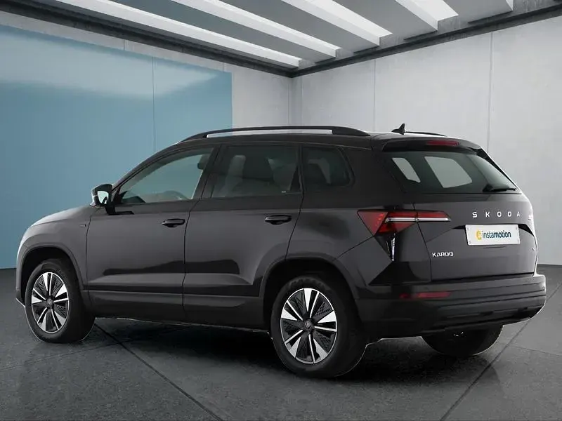 Gebraucht Skoda Karoq 150 PS (110 kW) 2025 Schwarz SUV