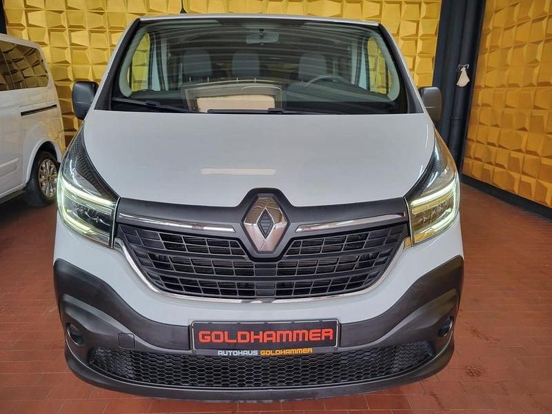 Gebraucht Renault Trafic 145 PS (106 kW) 2020 Weiß Van / Kleinbus