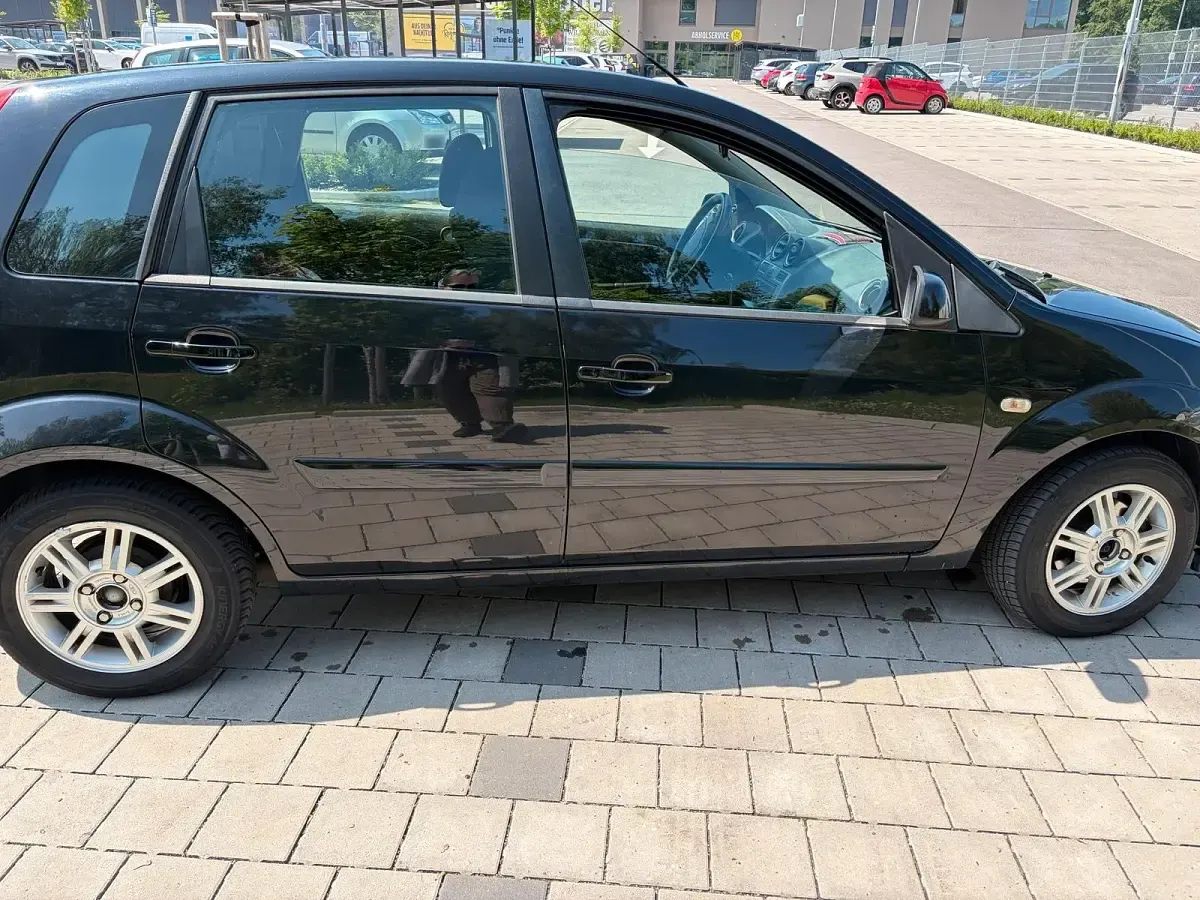 Gebraucht Ford Fiesta 2007 Schwarz Kleinwagen