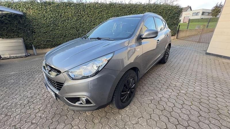 Gebraucht Hyundai ix35 135 PS (99 kW) 2012 Grau SUV
