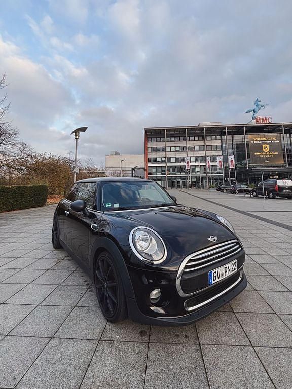 Second-hand Mini ONE 102 CP (75 kW) 2014 Negru Hatchback