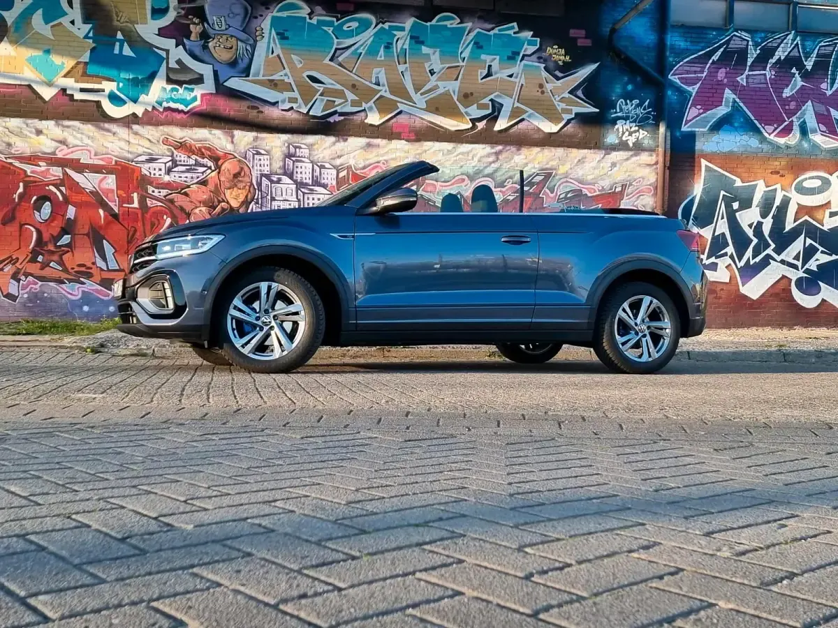 Gebraucht VW T-Roc Cabriolet R-line 150 PS (110 kW) 2022 Grau Cabrio
