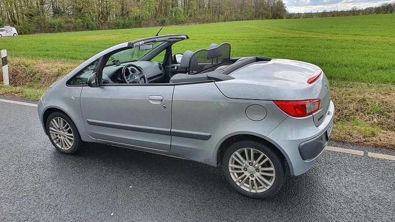 Gebraucht Mitsubishi Colt Invite 109 PS (80 kW) 2008 Silber Cabrio