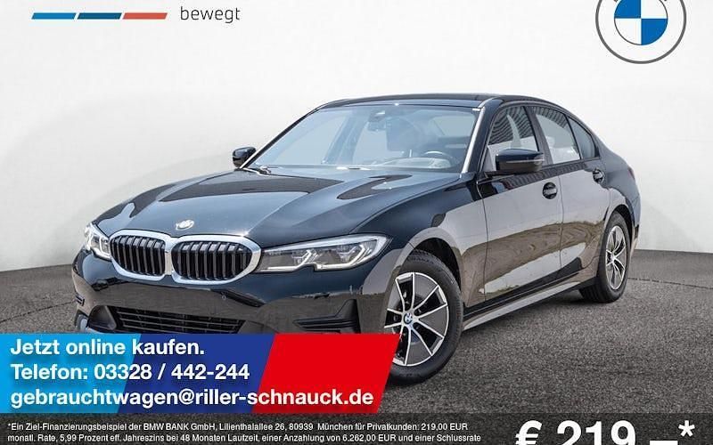 Schwarz Gebraucht 2021 BMW 318 Advantage Limousine | 24.950 € (Guter Preis) - Bild 1/4