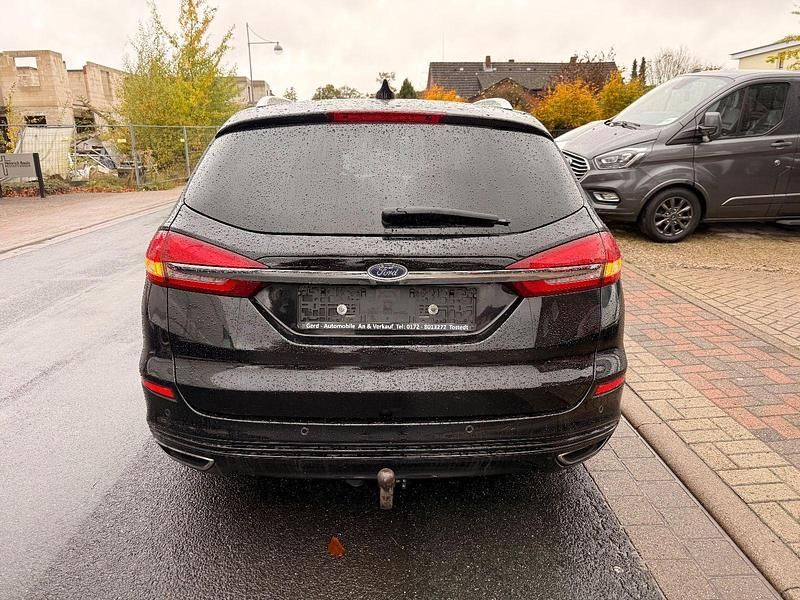 Gebraucht Ford Mondeo Titanium 190 PS (139 kW) 2021 Schwarz Kombi