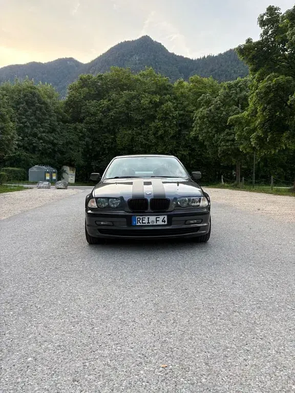 Gebraucht BMW 320 170 PS (125 kW) 2001 Grau Limousine