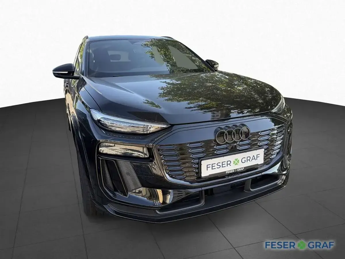Neu Audi Q6 e-tron Business 225 kW (306 PS) 2026 Mythosschwarz metallic SUV