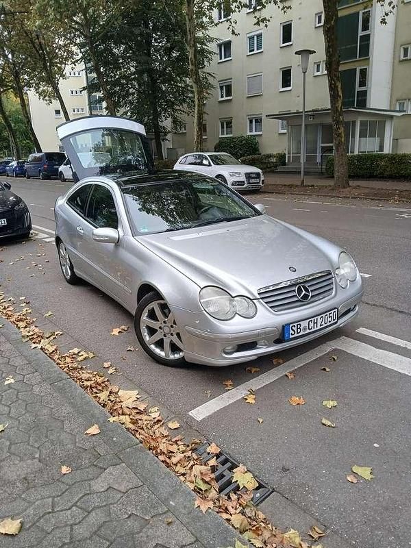 Gebraucht 2002 Mercedes C200 Coupé | 2.000 € (Fairer Preis) - Bild 1/4