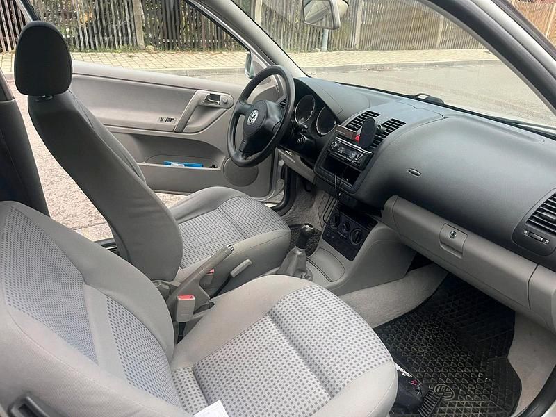 Gebraucht VW Polo 75 PS (55 kW) 2001 Silber Kleinwagen