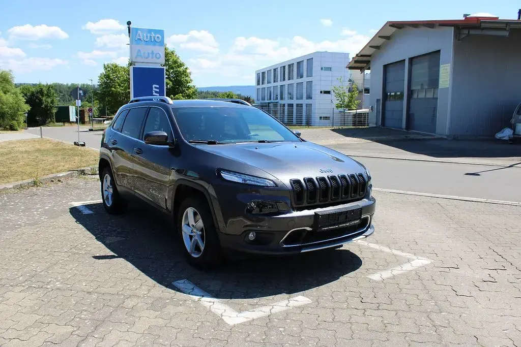 Gebraucht Jeep Cherokee Limited 200 PS (147 kW) 2018 Grau SUV