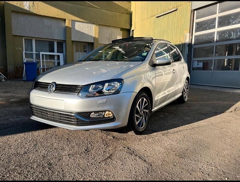 Gebraucht VW Polo 90 PS (66 kW) 2017 Silber Kleinwagen
