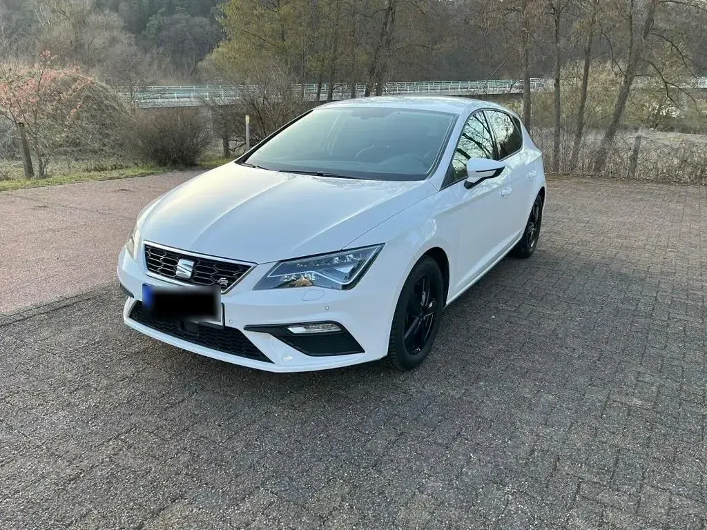 Usata Seat Leon FR 130 CV (95 kW) 2019 Bianco Berlina