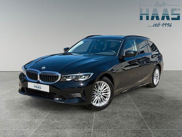 Schwarz ii Gebraucht 2020 BMW 318 Sport Line Kombi | 20.190 € (Fairer Preis) - Bild 1/4