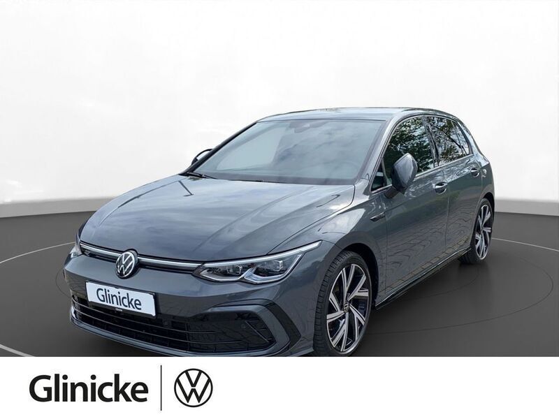 Grau Gebraucht 2021 VW Golf VIII R-line Limousine | 23.860 € (Fairer Preis) - Bild 1/4