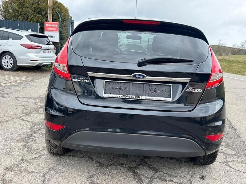 Gebraucht Ford Fiesta Titanium 95 PS (69 kW) 2011 Schwarz Kleinwagen