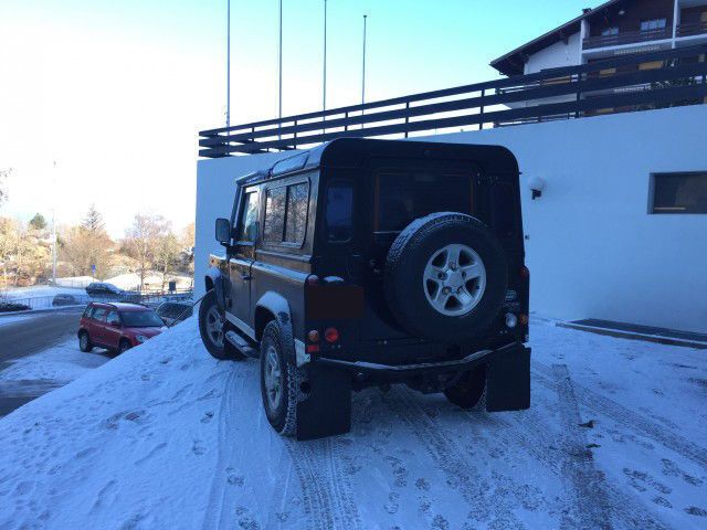 Gebraucht Land Rover Defender 122 PS (89 kW) 2003 Schwarz metallic SUV