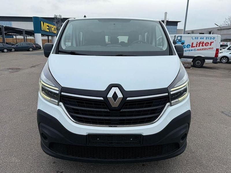 Second-hand Renault Trafic 150 CP (110 kW) 2020 Alb Monovolum
