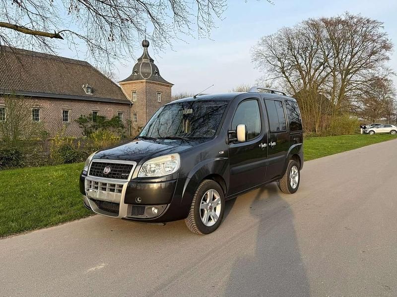 Gebraucht Fiat Doblò 84 PS (61 kW) 2009 Grau Van / Kleinbus