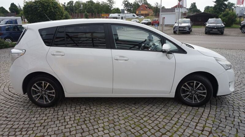 Gebraucht Toyota Verso Multidrive S 147 PS (108 kW) 2014 Van / Kleinbus
