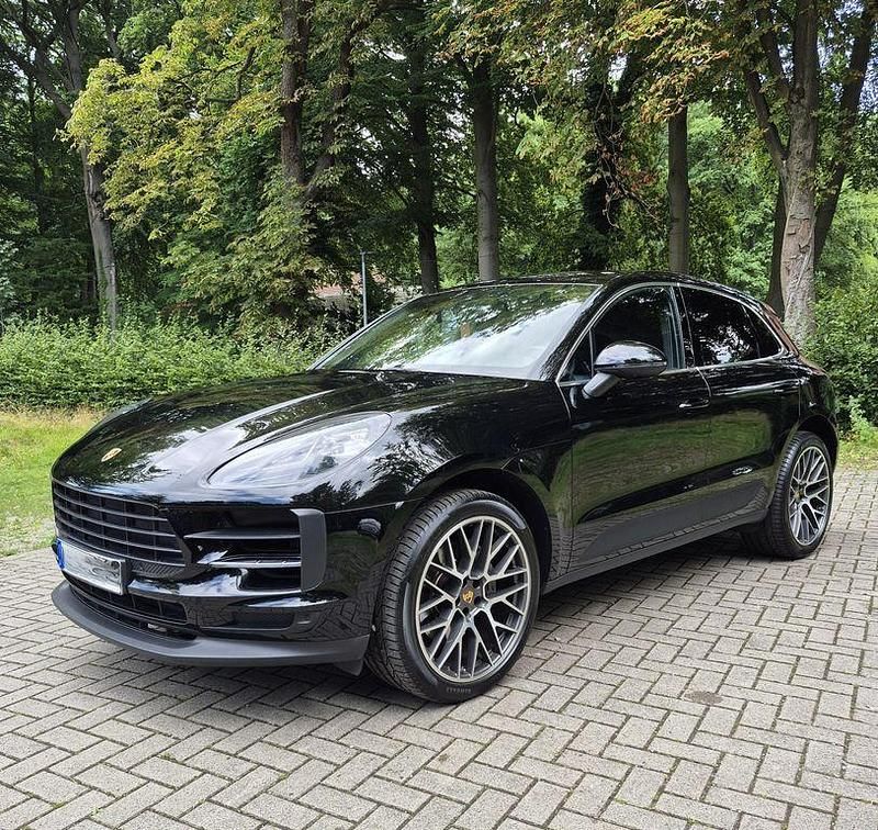 Schwarz Gebraucht 2019 Porsche Macan S SUV | 46.900 € (Fairer Preis) - Bild 1/4