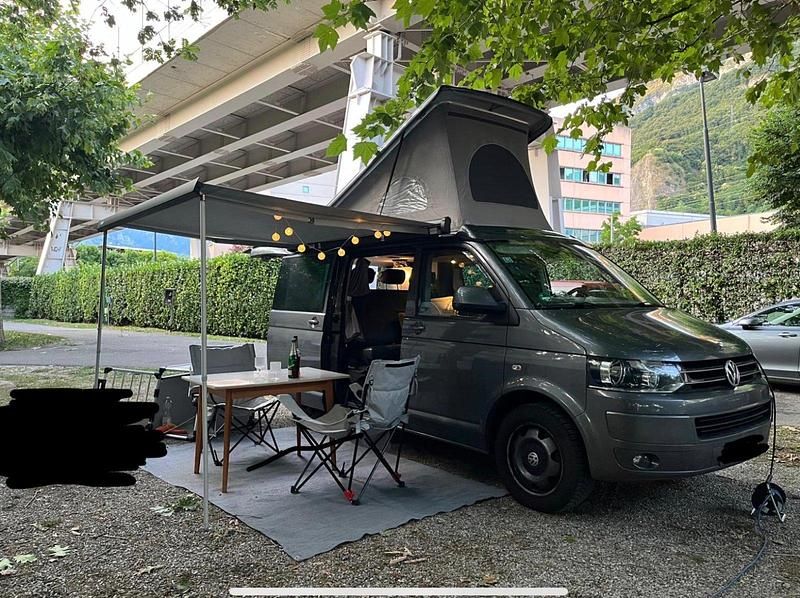 Gebraucht VW T5 180 PS (132 kW) 2010 Grau Van