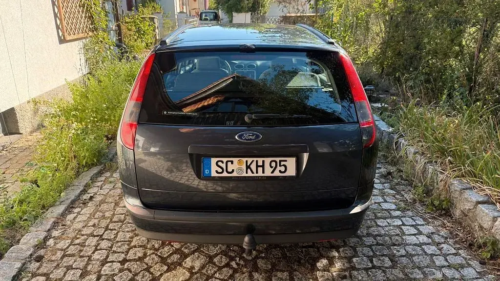 Gebraucht Ford Focus 109 PS (80 kW) 2007 Grau Kombi