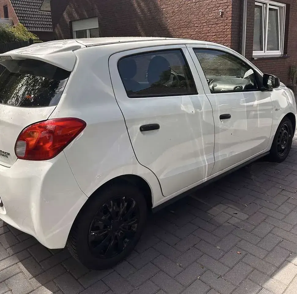 Gebraucht Mitsubishi Space Star 82 PS (60 kW) 2013 Van / Kleinbus