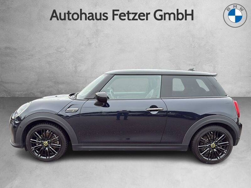 Gebraucht Mini Cooper SE 135 kW (184 PS) 2023 Schwarz Kleinwagen