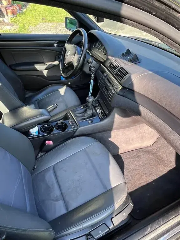 Gebraucht BMW 318 143 PS (105 kW) 2005 Schwarz Limousine