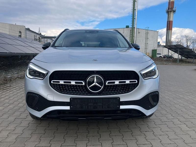 Gebraucht Mercedes GLA250 224 PS (164 kW) 2021 Silber SUV