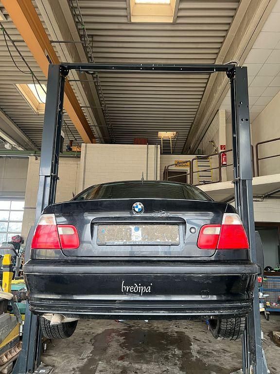 Gebraucht BMW 320 Sport Line 150 PS (110 kW) 2000 Schwarz Limousine