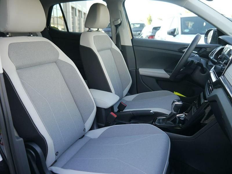 Gebraucht VW T-Cross Style 116 PS (85 kW) 2024 Deep black perleffekt SUV