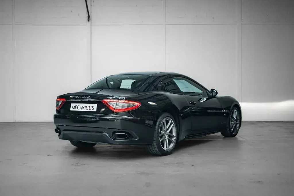 Gebraucht Maserati Granturismo 460 PS (338 kW) 2016 Schwarz Coupé