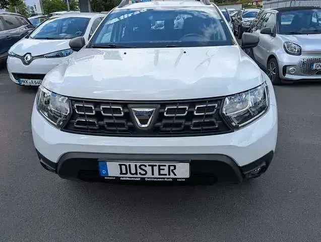 Gebraucht Dacia Duster Comfort 116 PS (85 kW) 2020 Weiß (gletscherweiss) SUV