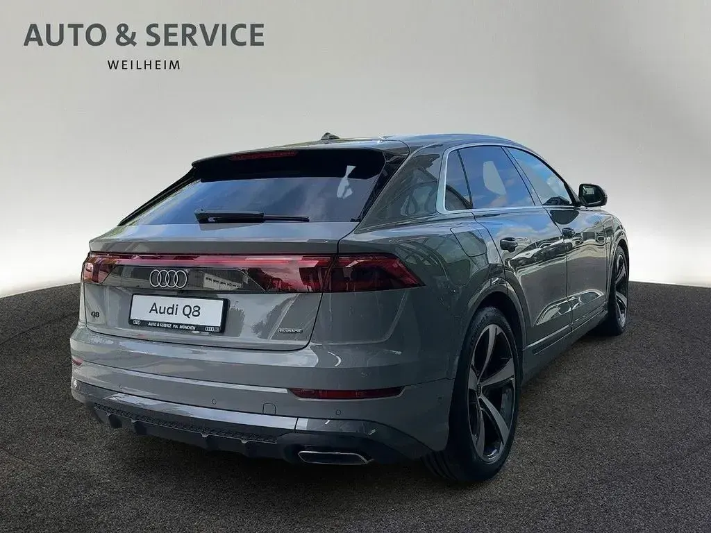 Neu Audi Q8 Sport 340 PS (250 kW) 2025 Grau SUV