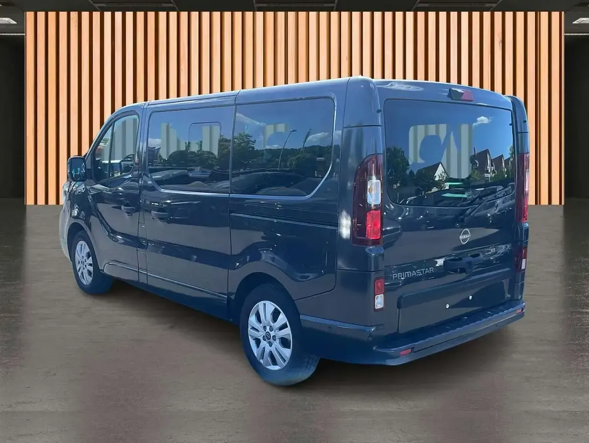 Second-hand Nissan Primastar Tekna 150 CP (110 kW) 2025 Gri Monovolum