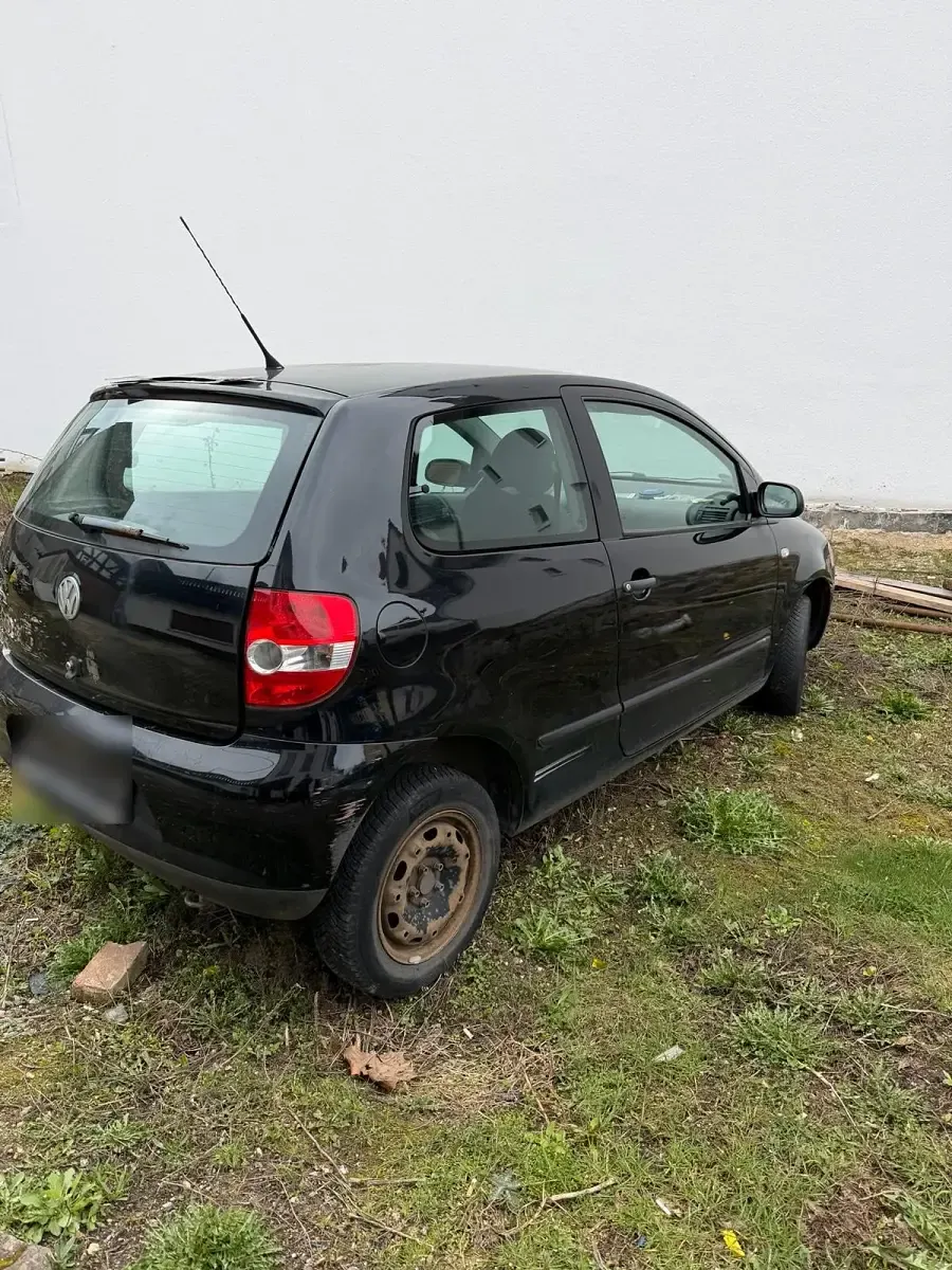 Second-hand VW Fox 54 CP (39 kW) 2008 Negru Hatchback
