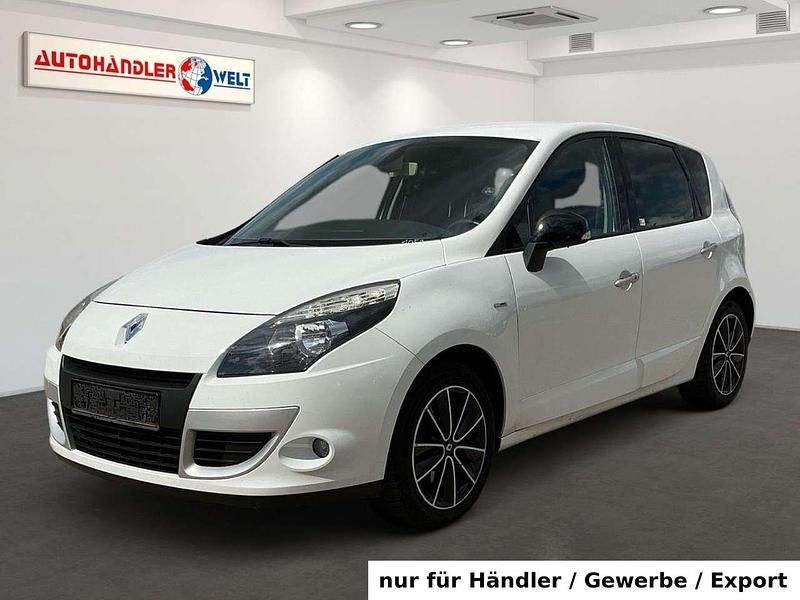 Weiß Gebraucht 2011 Renault Scénic III Bose Edition Van / Kleinbus | 2.699 € (Superpreis) - Bild 1/3