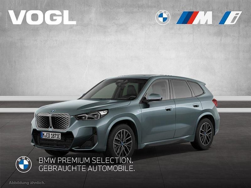 Cape york grün Gebraucht 2023 BMW iX1 Performance SUV | 40.990 € (Teuer) - Bild 1/4