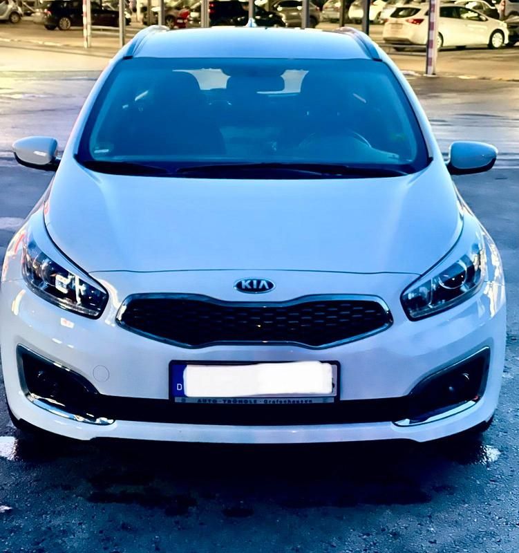 Gebraucht Kia Ceed 2018 Weiß Kleinwagen