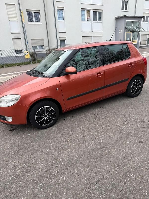 Gebraucht Skoda Fabia 80 PS (58 kW) 2009 Gold Kleinwagen