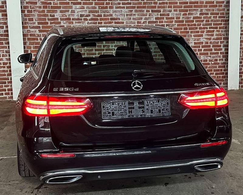 Gebraucht Mercedes E350 258 PS (189 kW) 2017 Obsidianschwarz Kombi
