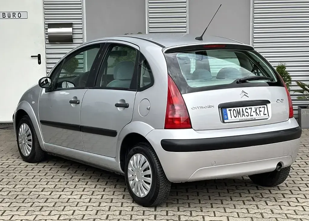 Gebraucht Citroën C3 73 PS (53 kW) 2003 Silber Limousine