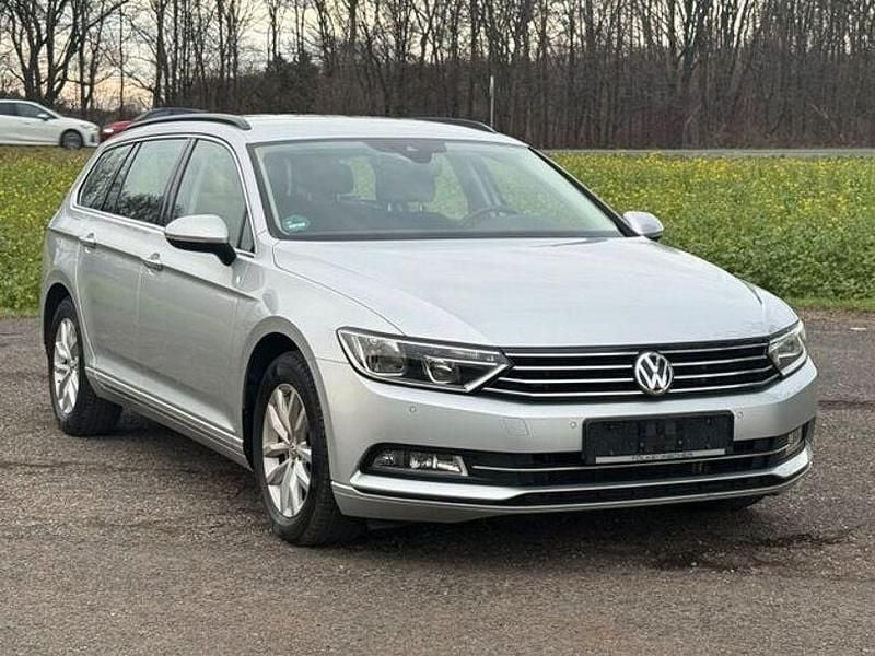 Gebraucht VW Passat Comfortline 150 PS (110 kW) 2019 Silber Kombi