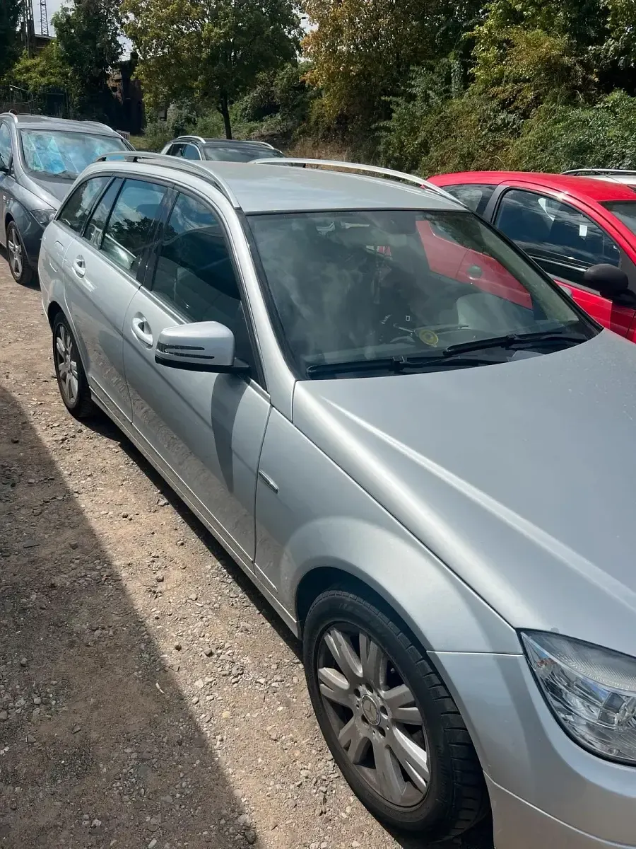 Gebraucht Mercedes 220 170 PS (125 kW) 2009 Grau Kombi