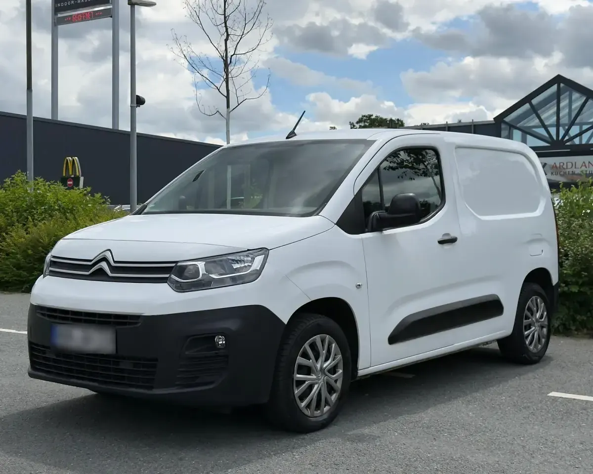 Gebraucht Citroën Berlingo 99 PS (72 kW) 2019 Weiß Van / Kleinbus