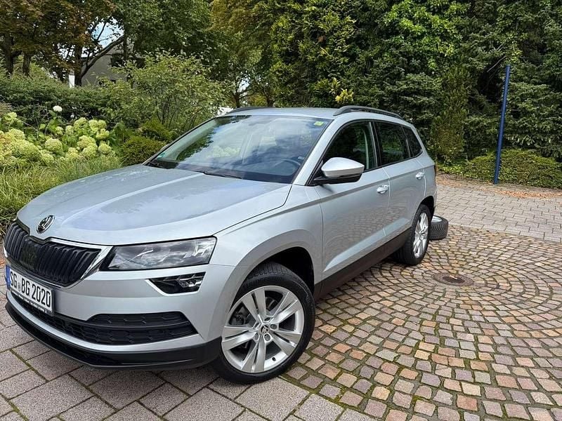 Gebraucht 2020 Skoda Karoq Style SUV | 19.500 € (Guter Preis) - Bild 1/4