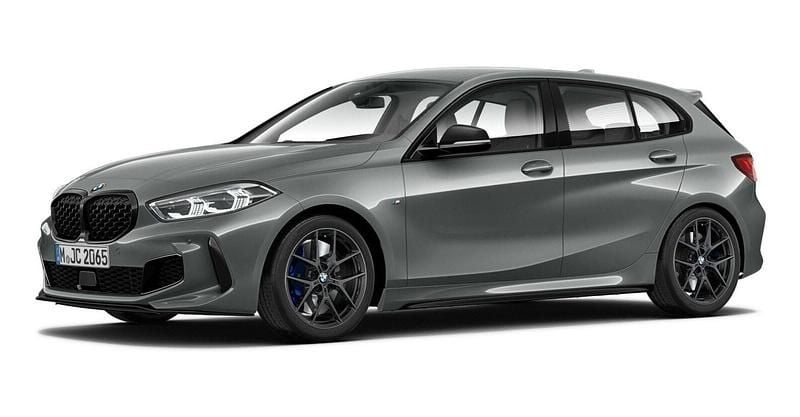 Grau Gebraucht 2024 BMW M135 Comfort Edition Kleinwagen | 43.099 € (Fairer Preis) - Bild 1/4