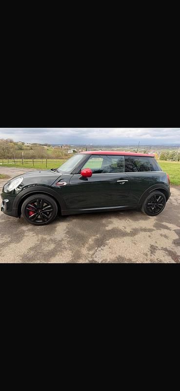 Gebraucht Mini John Cooper Works 231 PS (169 kW) 2017 Grün Kleinwagen