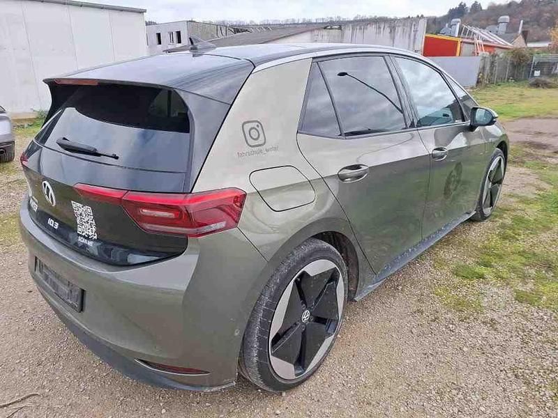 Second-hand VW ID.3 Pro 150 kW (204 CP) 2023 Verde Hatchback